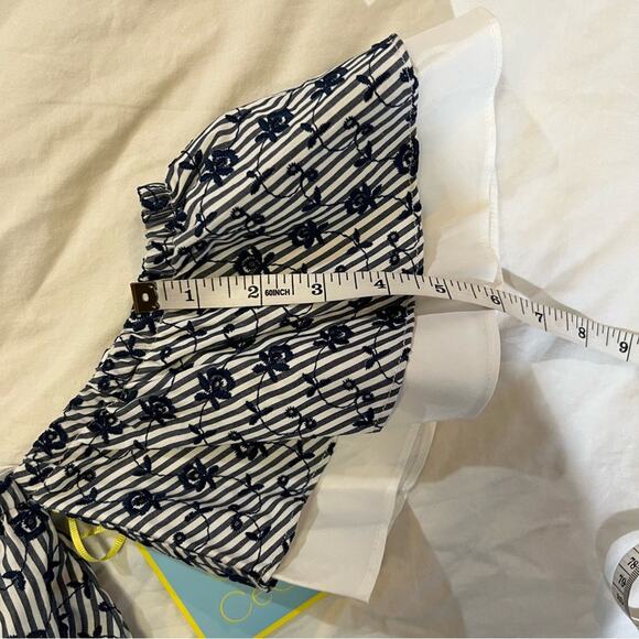 CeCe NWT Rosanna Embroidered Off Shoulder Dress Blue and White size 10 - Picture 9 of 12